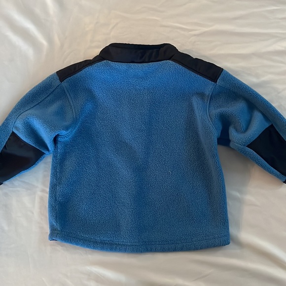 Baby Gap Pullover - Picture 3 of 4